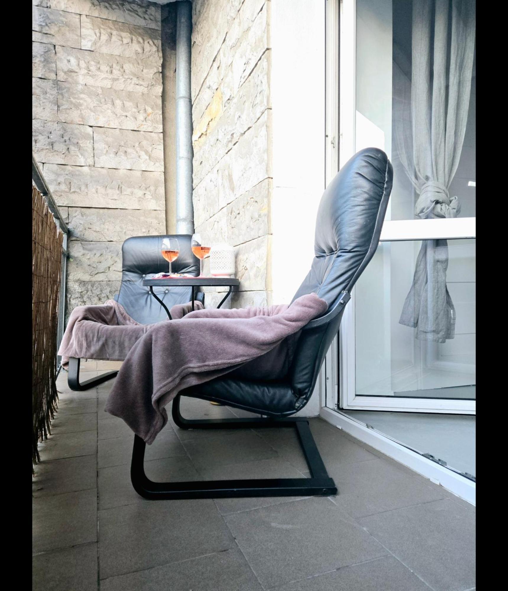 Bialobrzeska Apartament *